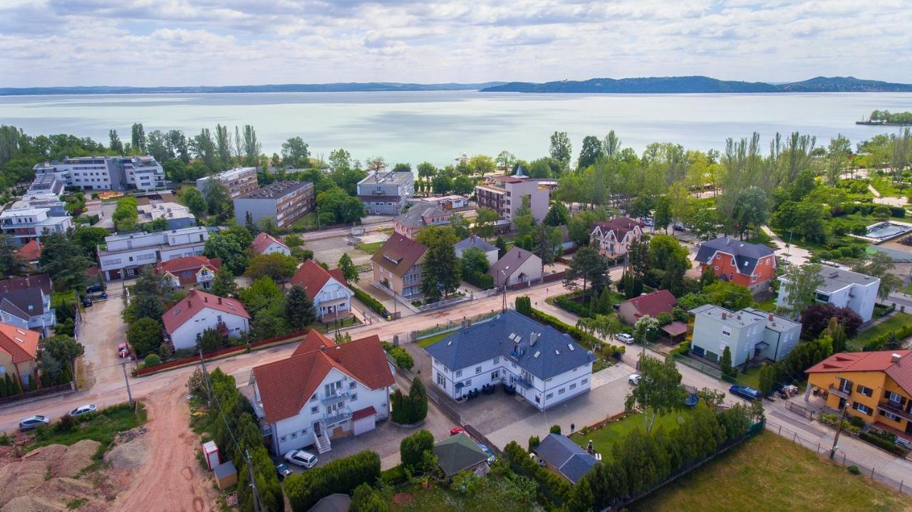 Margret Haus Bed & Breakfast Balatonfured Ngoại thất bức ảnh