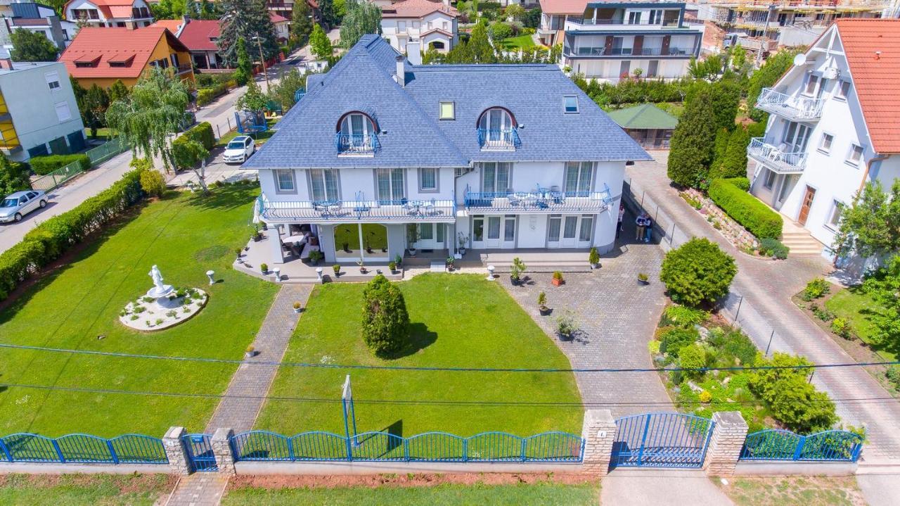 Margret Haus Bed & Breakfast Balatonfured Ngoại thất bức ảnh