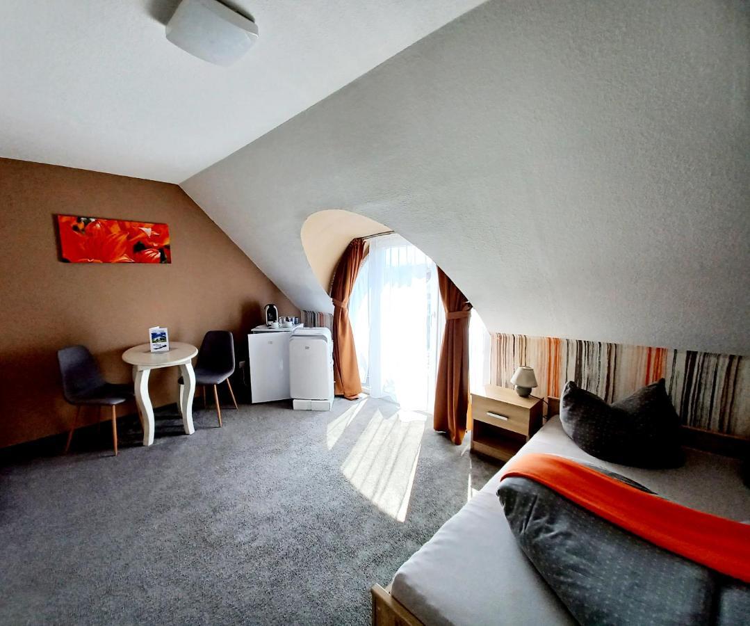 Margret Haus Bed & Breakfast Balatonfured Ngoại thất bức ảnh