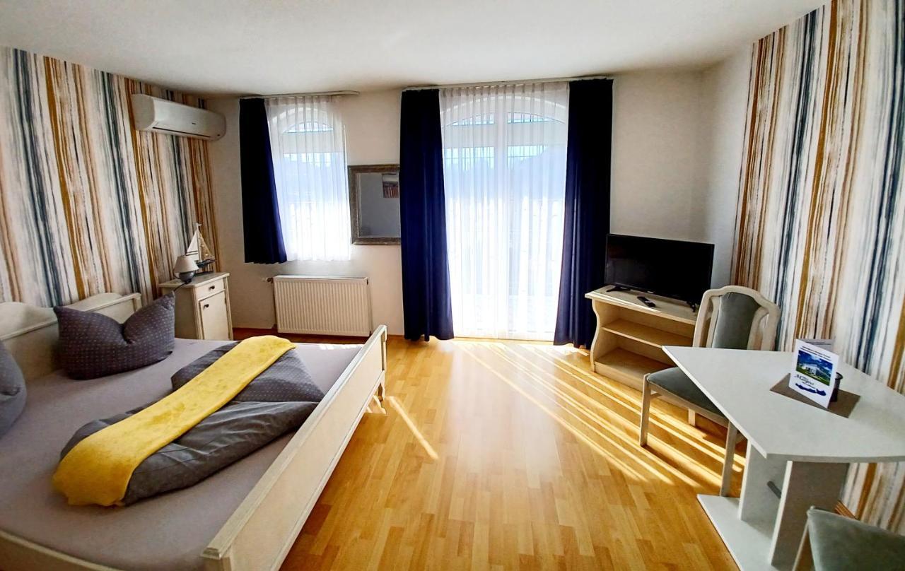 Margret Haus Bed & Breakfast Balatonfured Ngoại thất bức ảnh