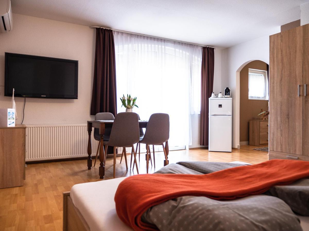 Margret Haus Bed & Breakfast Balatonfured Ngoại thất bức ảnh